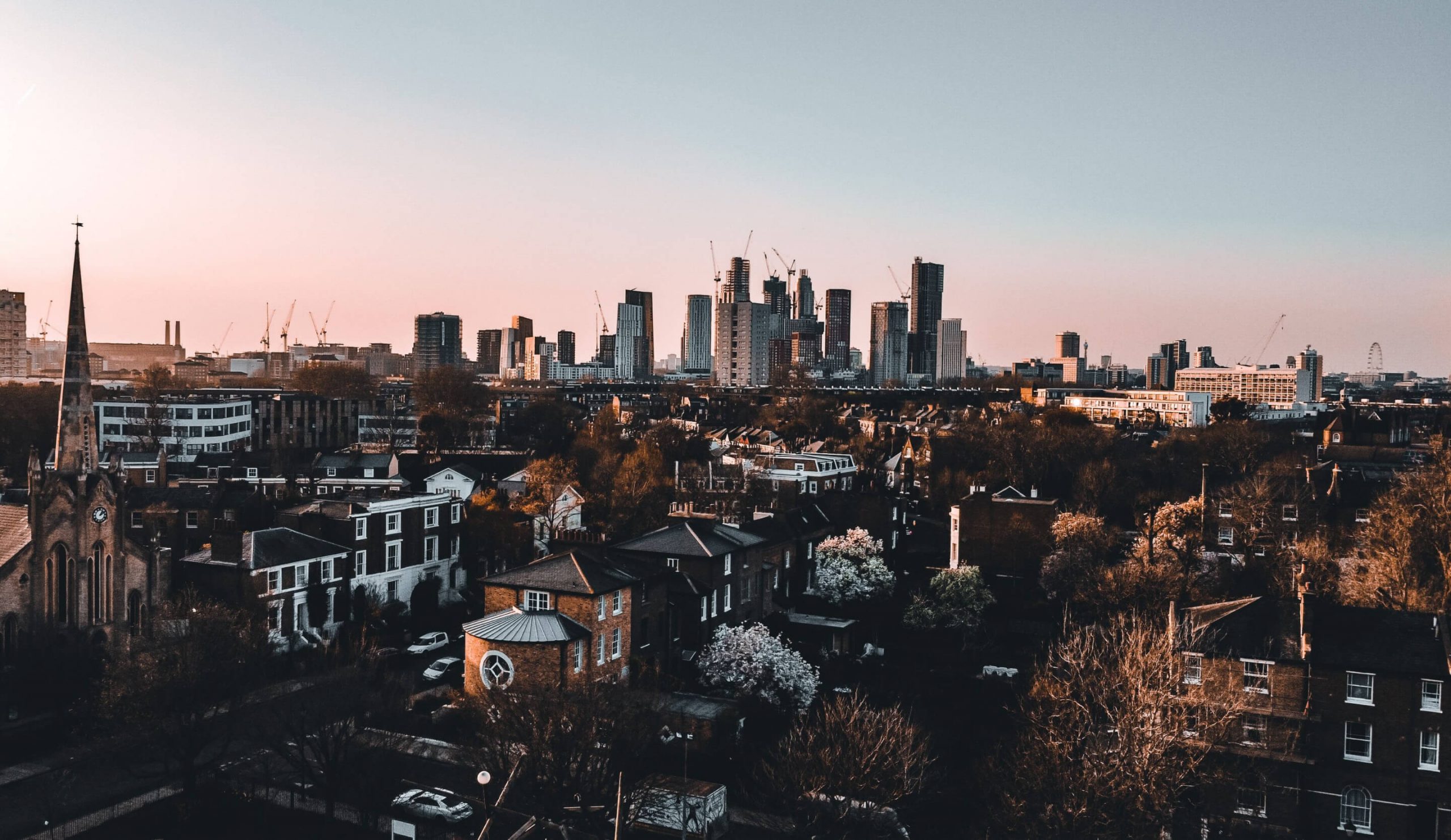 Image of a London skyline at dawn